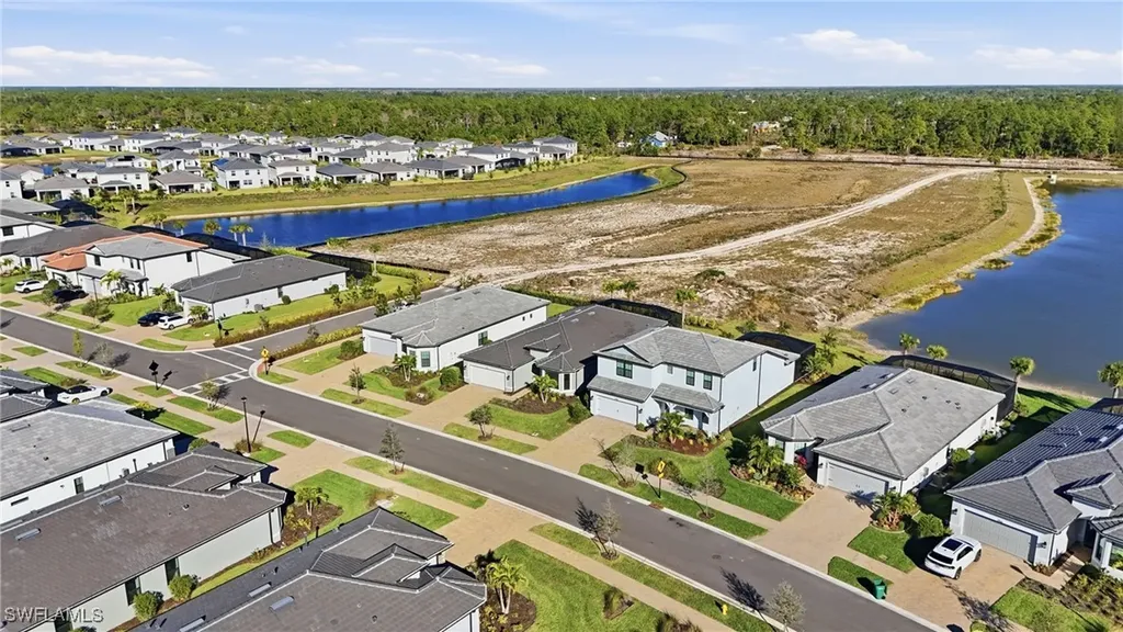 1954 Fresno Avenue Naples FL 34120