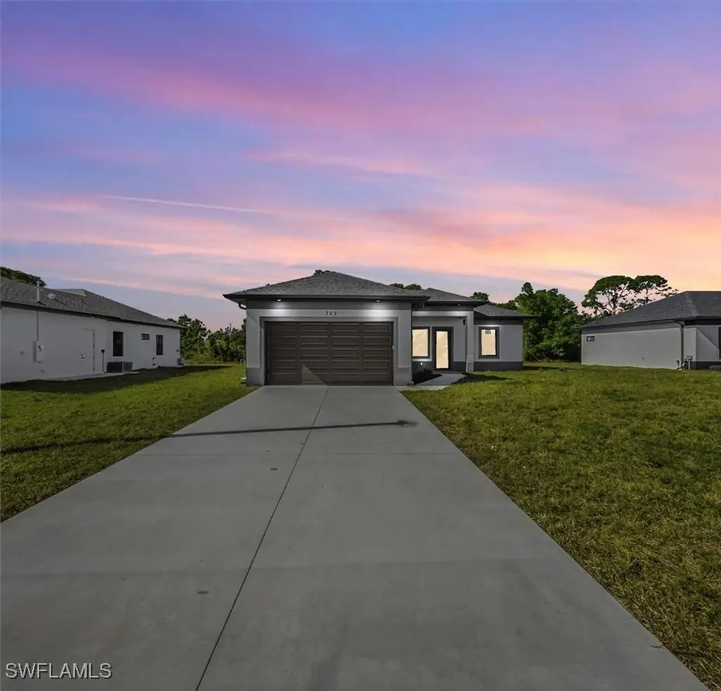 762 Bianca Avenue S Lehigh Acres FL 33974