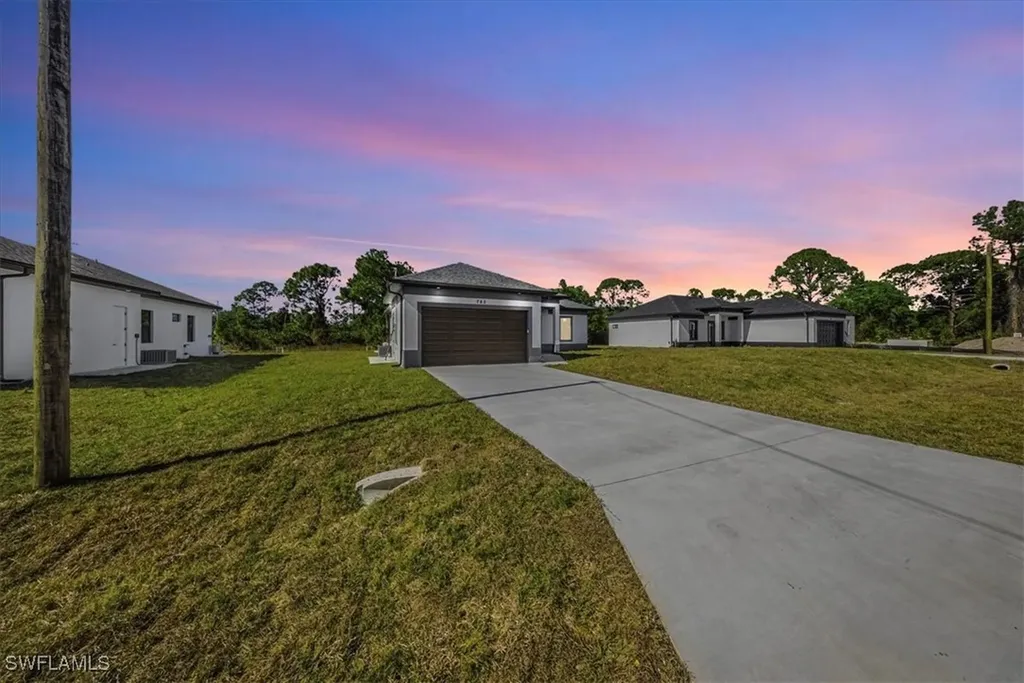 762 Bianca Avenue S Lehigh Acres FL 33974