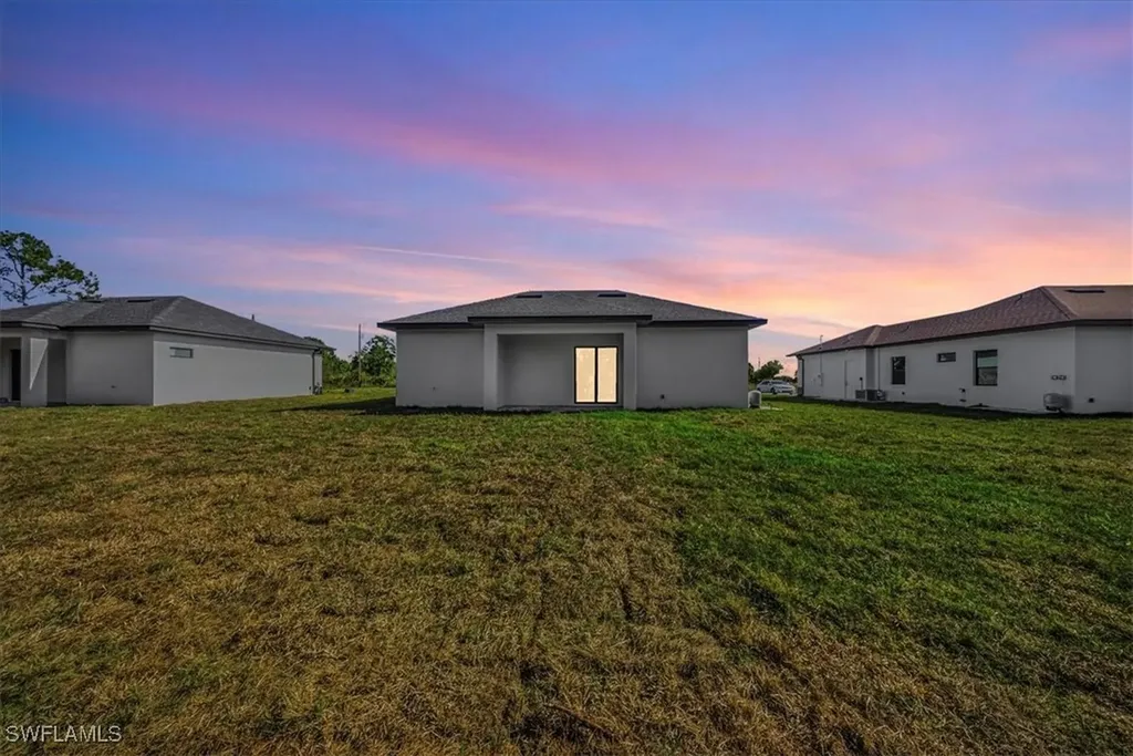 762 Bianca Avenue S Lehigh Acres FL 33974