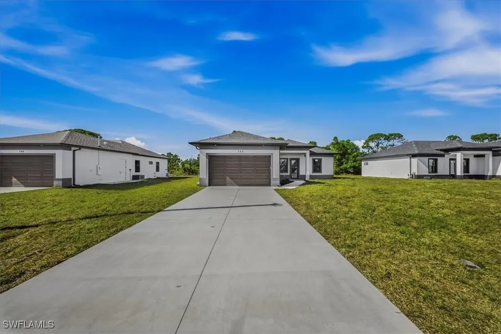 762 Bianca Avenue S Lehigh Acres FL 33974