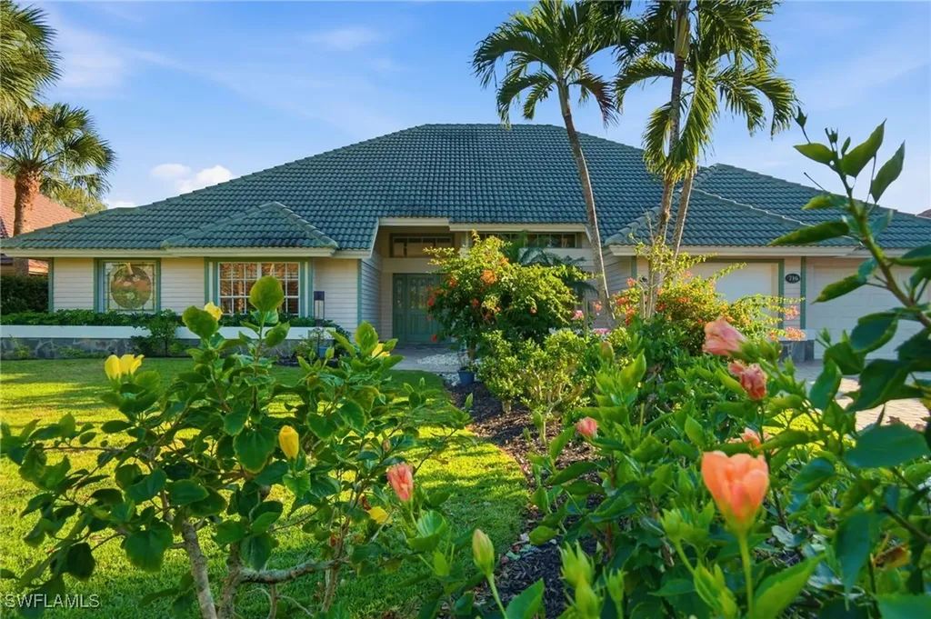 Naples FL, 716 Pitch Apple Lane