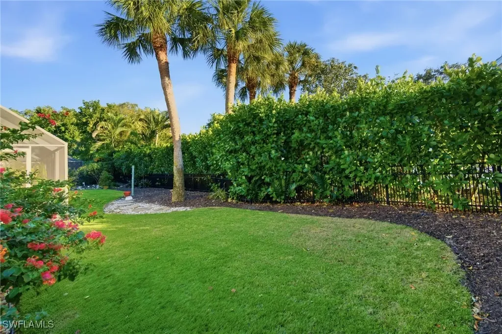 716 Pitch Apple Lane Naples FL 34108