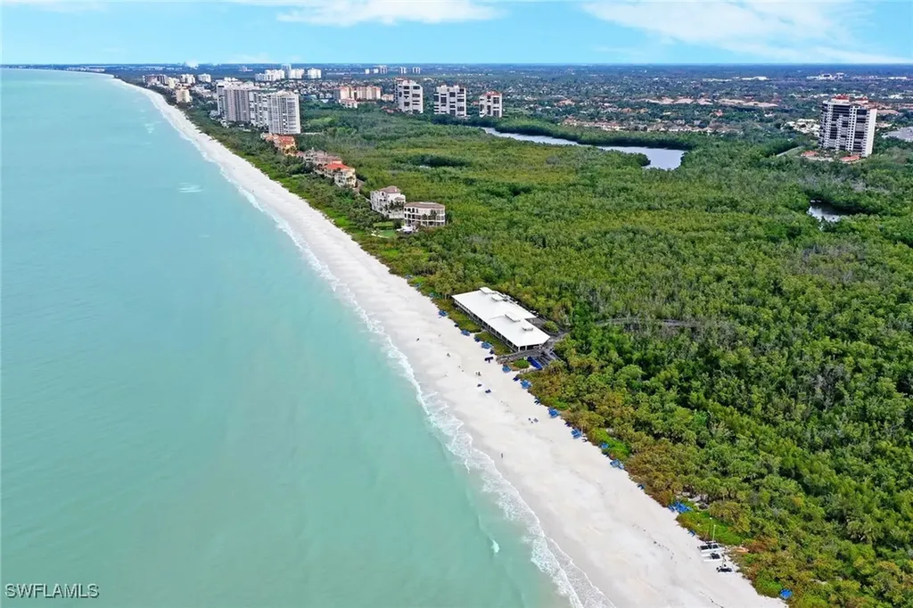 716 Pitch Apple Lane Naples FL 34108