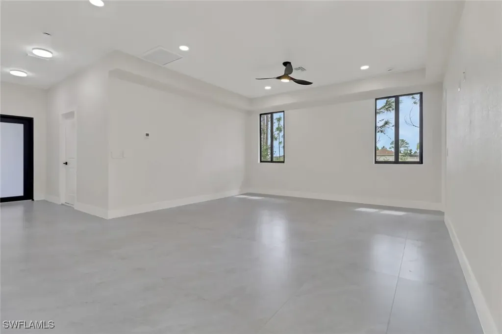 4503 15th Street SW Lehigh Acres FL 33973