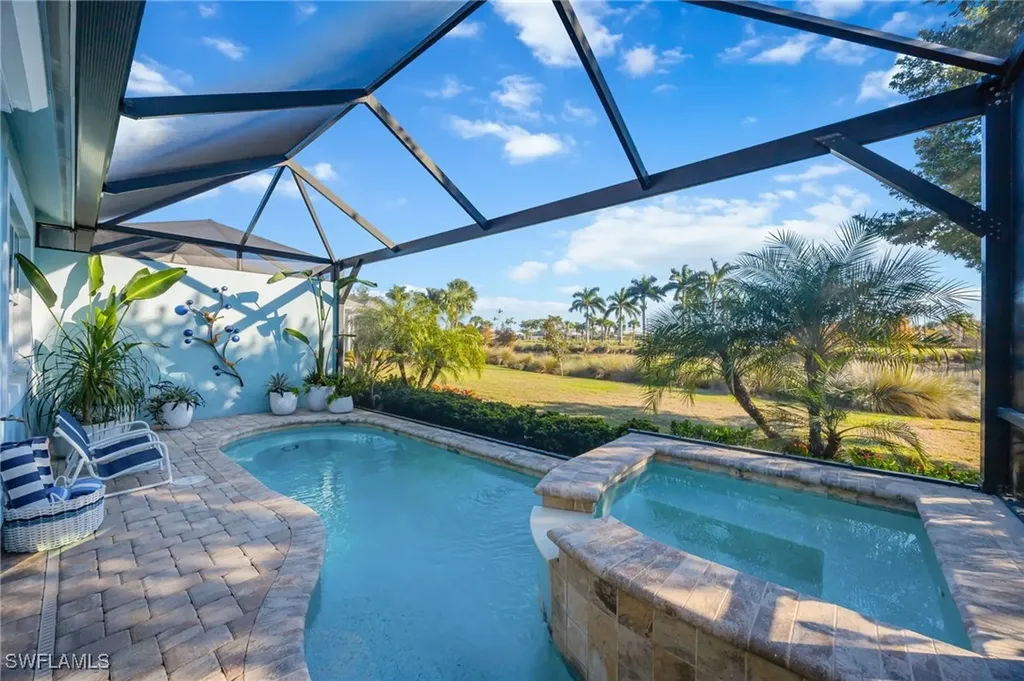 5672 Highbourne Drive Naples FL 34113