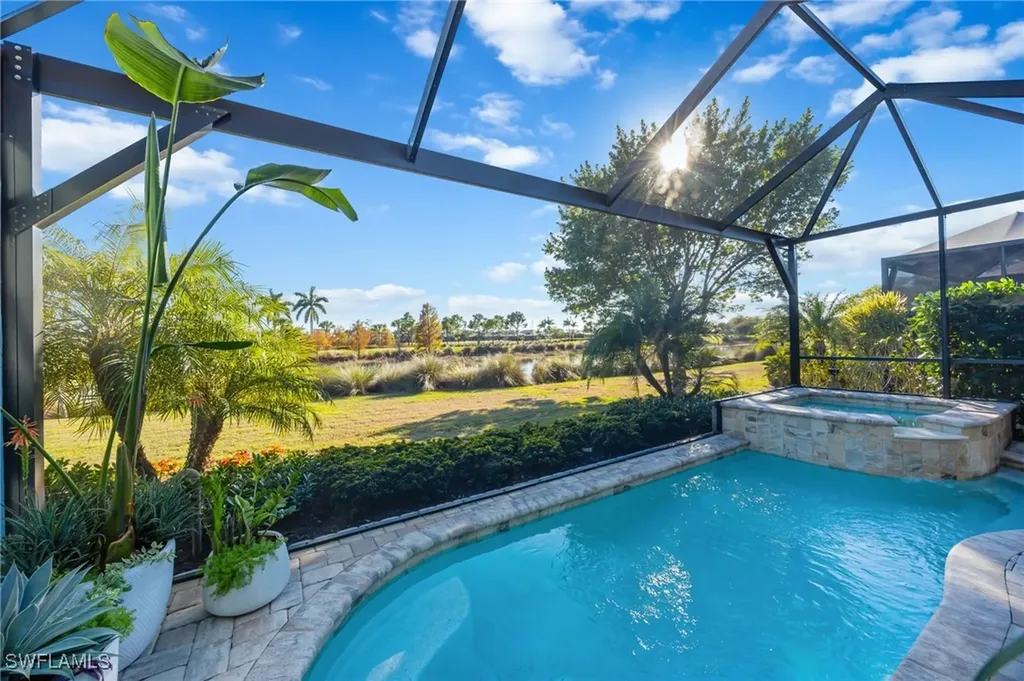 5672 Highbourne Drive Naples FL 34113