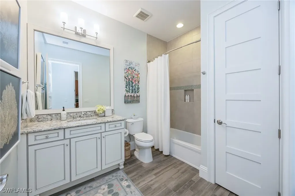 5672 Highbourne Drive Naples FL 34113