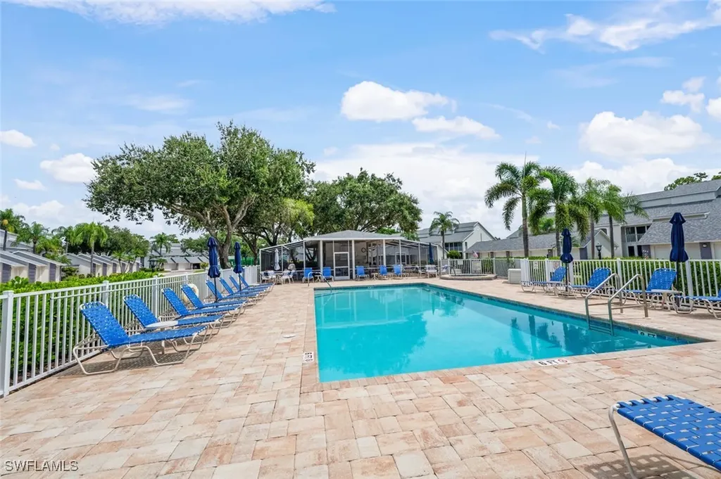 470 Country Hollow Court Naples FL 34104