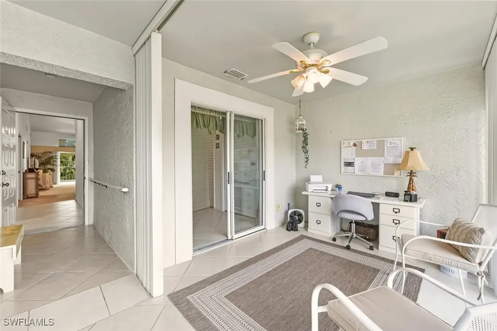 470 Country Hollow Court Naples FL 34104