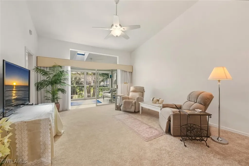 470 Country Hollow Court Naples FL 34104
