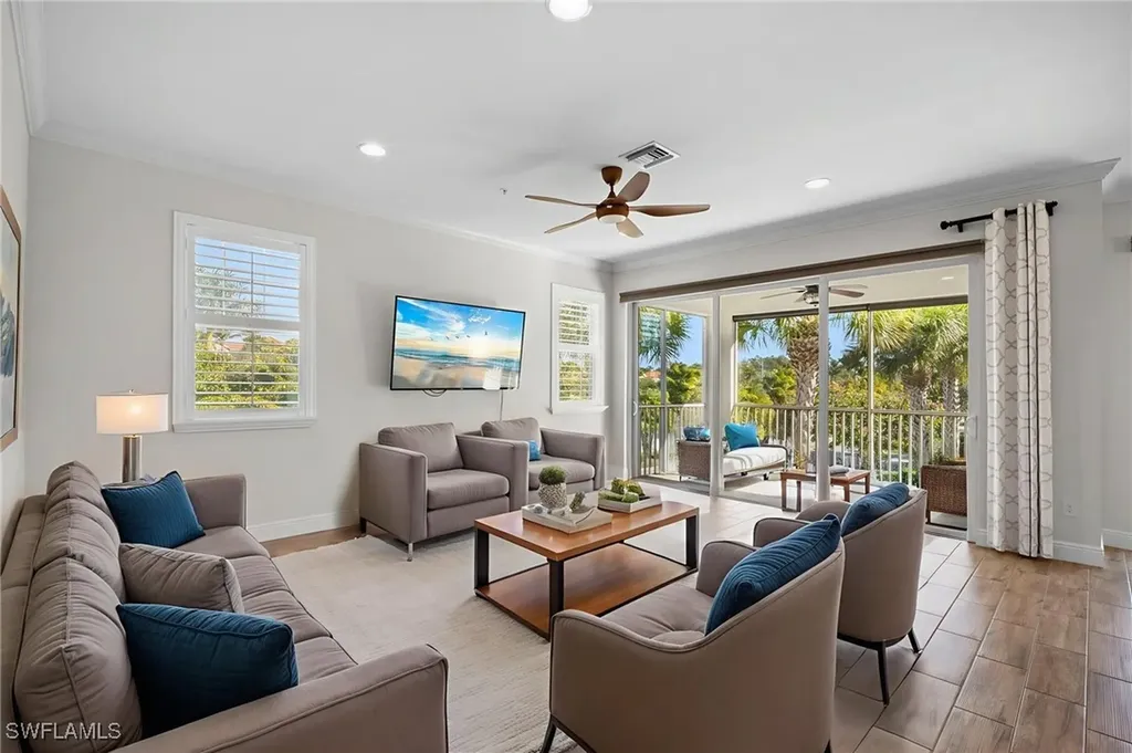 6934 Avalon Circle Naples FL 34112