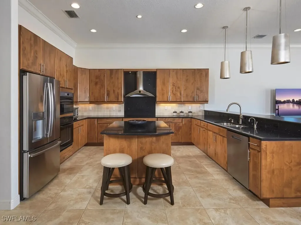 4419 Crayton Road Naples FL 34103