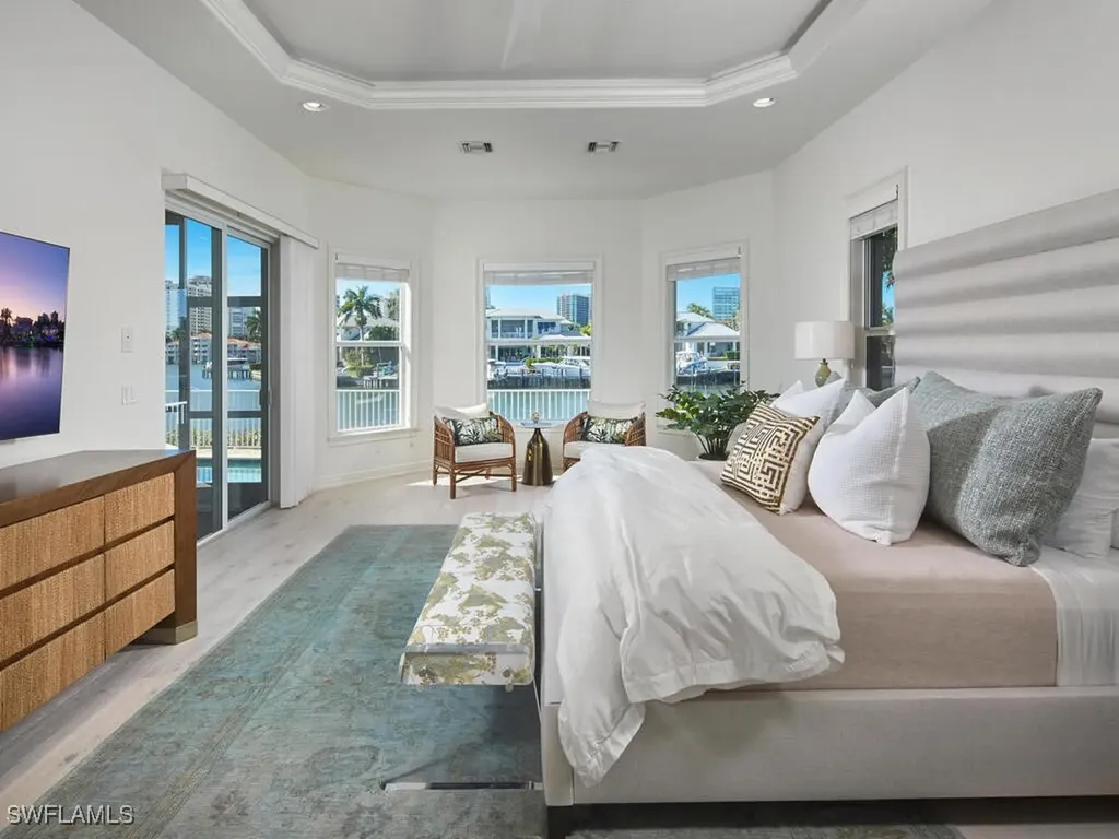 4419 Crayton Road Naples FL 34103