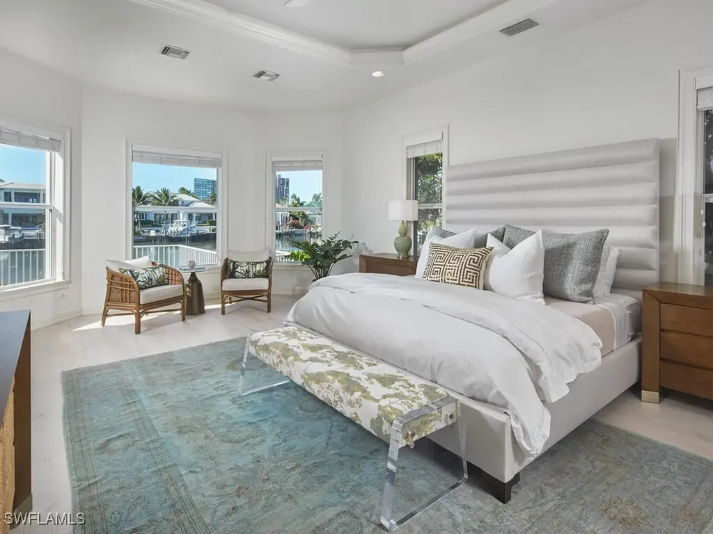 4419 Crayton Road Naples FL 34103