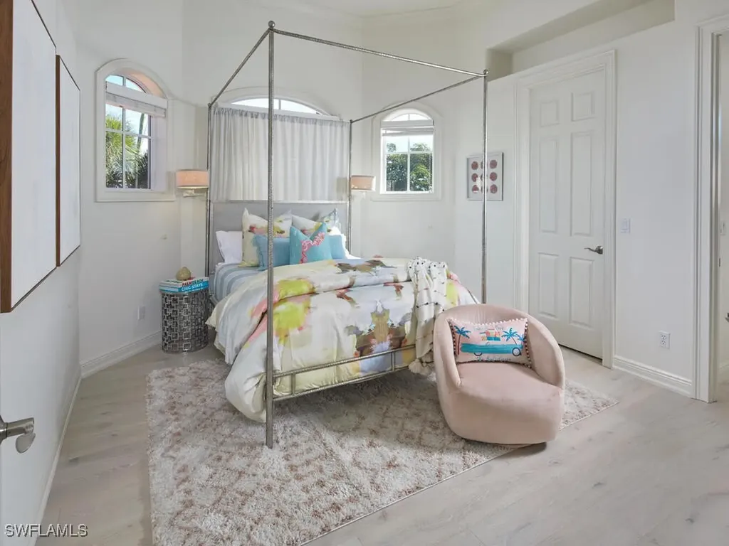 4419 Crayton Road Naples FL 34103