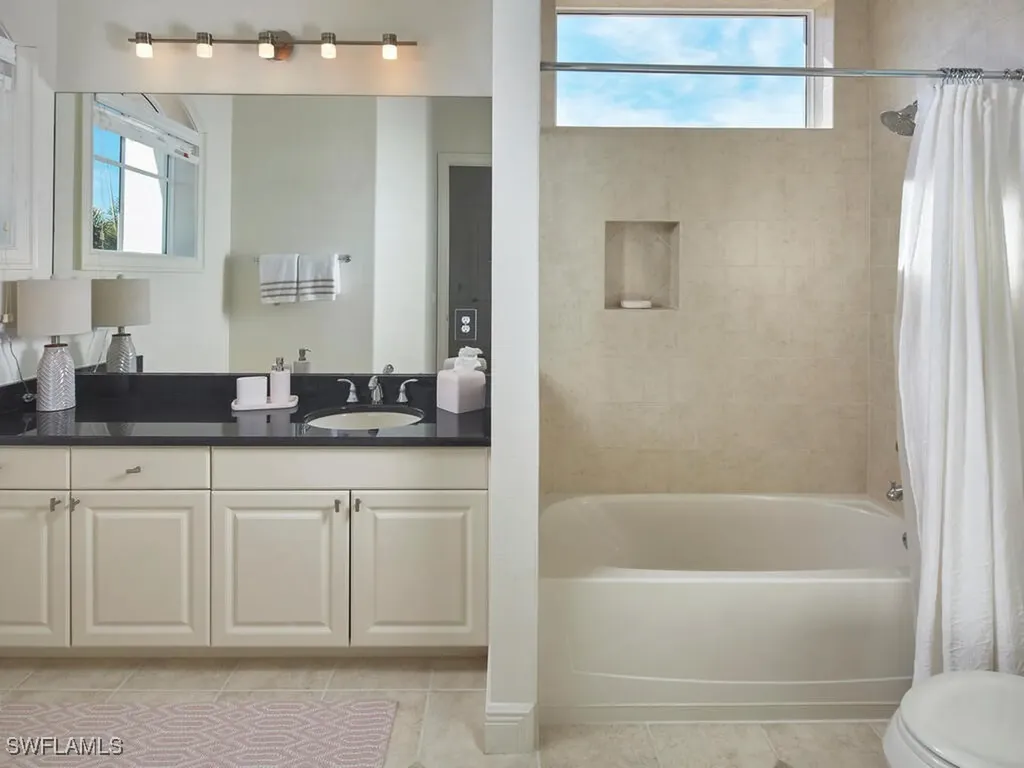 4419 Crayton Road Naples FL 34103