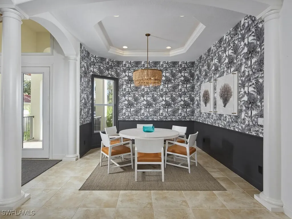 4419 Crayton Road Naples FL 34103