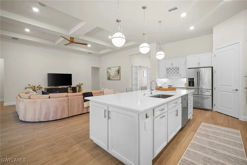 9774 Everglades Drive Naples FL 34120