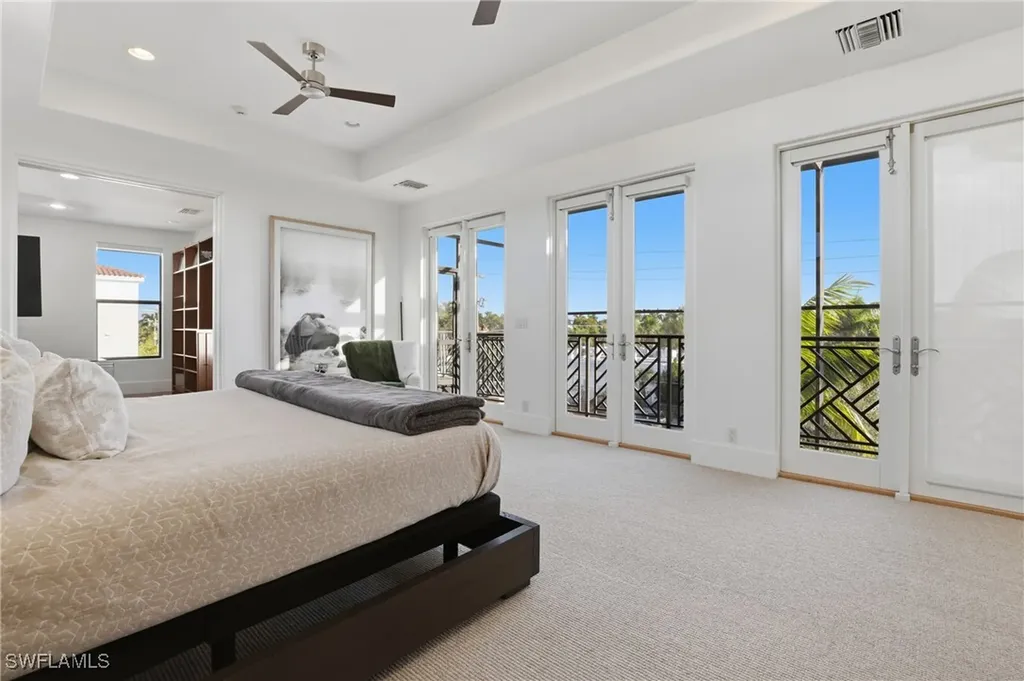 340 12th Avenue S Naples FL 34102