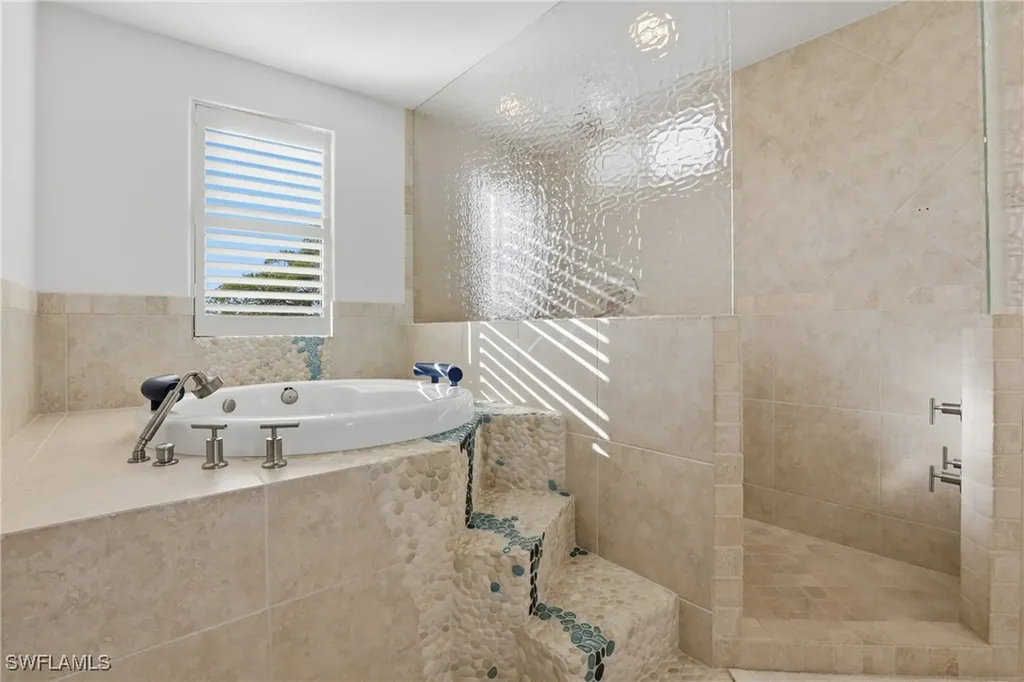 340 12th Avenue S Naples FL 34102