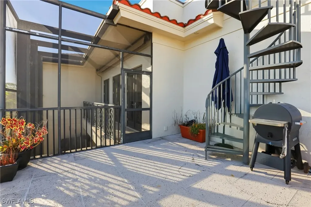 340 12th Avenue S Naples FL 34102