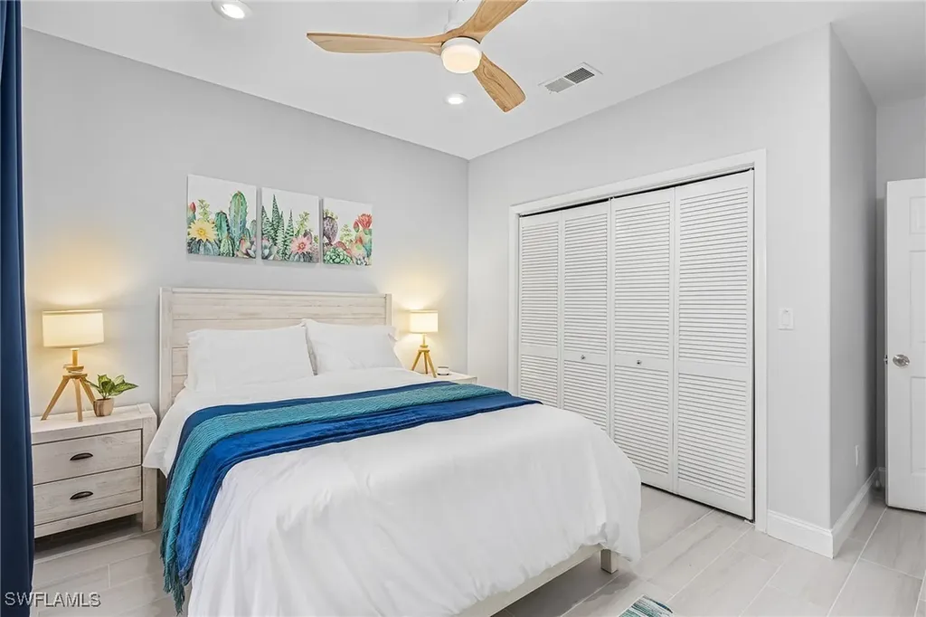 794 95th Avenue N Naples FL 34108