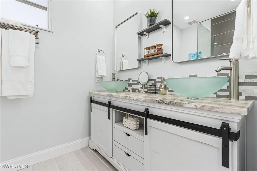 794 95th Avenue N Naples FL 34108