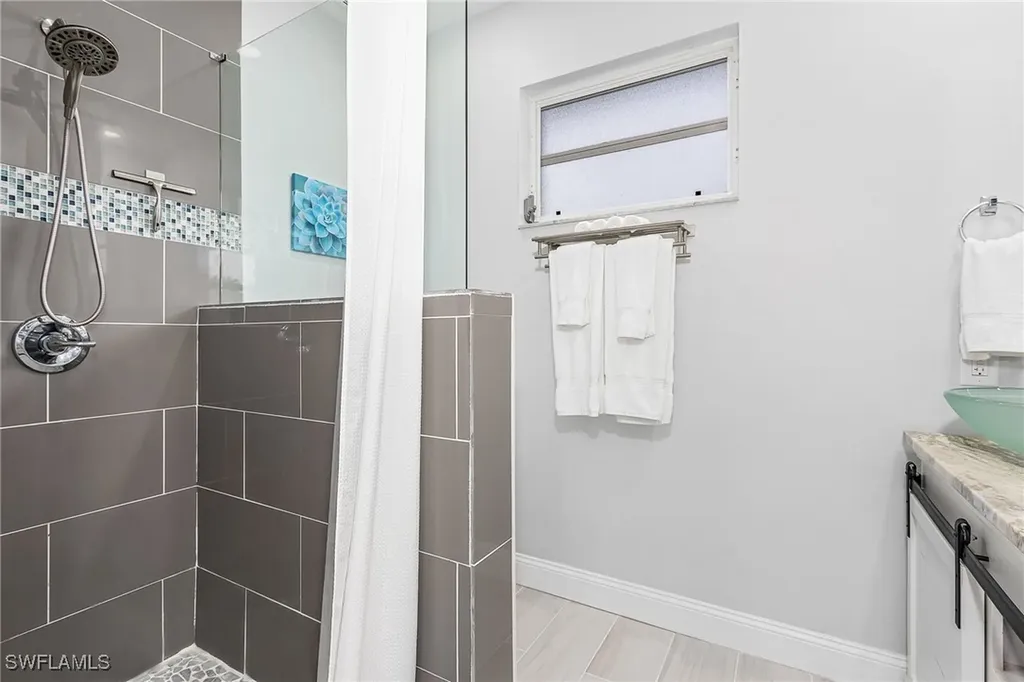 794 95th Avenue N Naples FL 34108