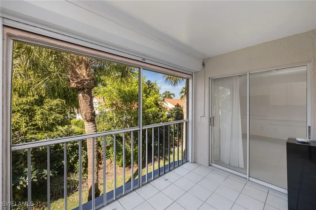 815 Gulf Pavilion Drive Naples FL 34108