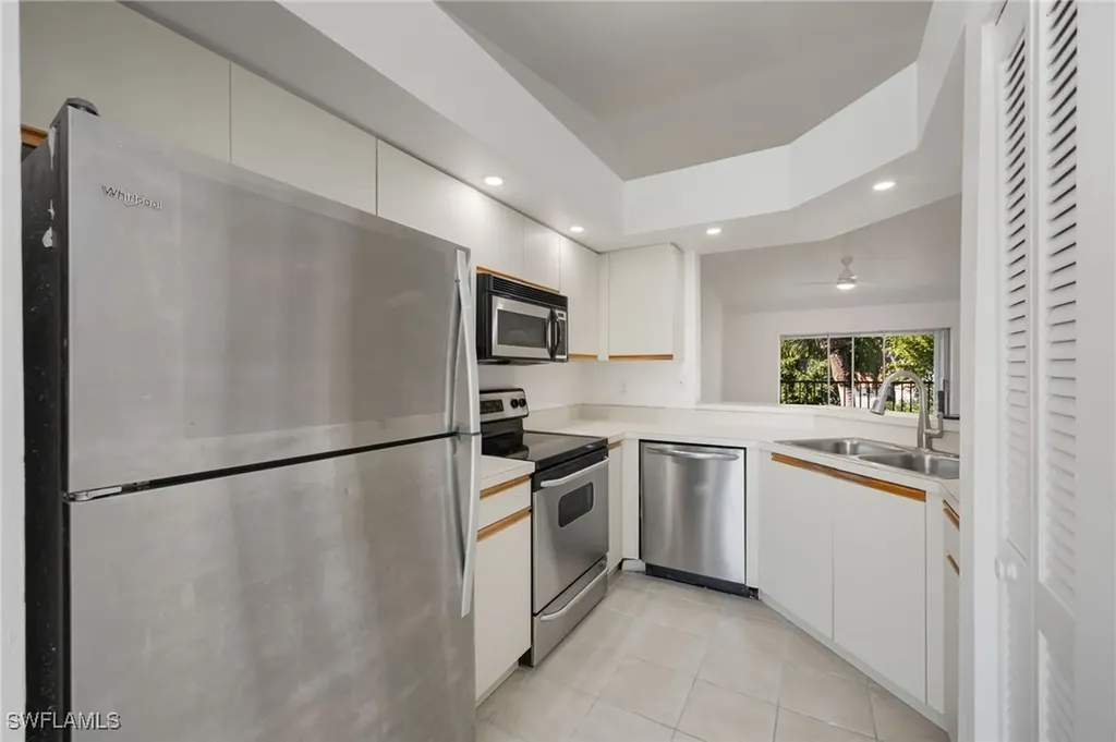 815 Gulf Pavilion Drive Naples FL 34108