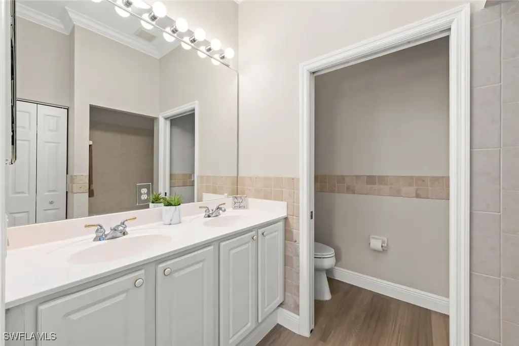 3653 Periwinkle Way Naples FL 34114
