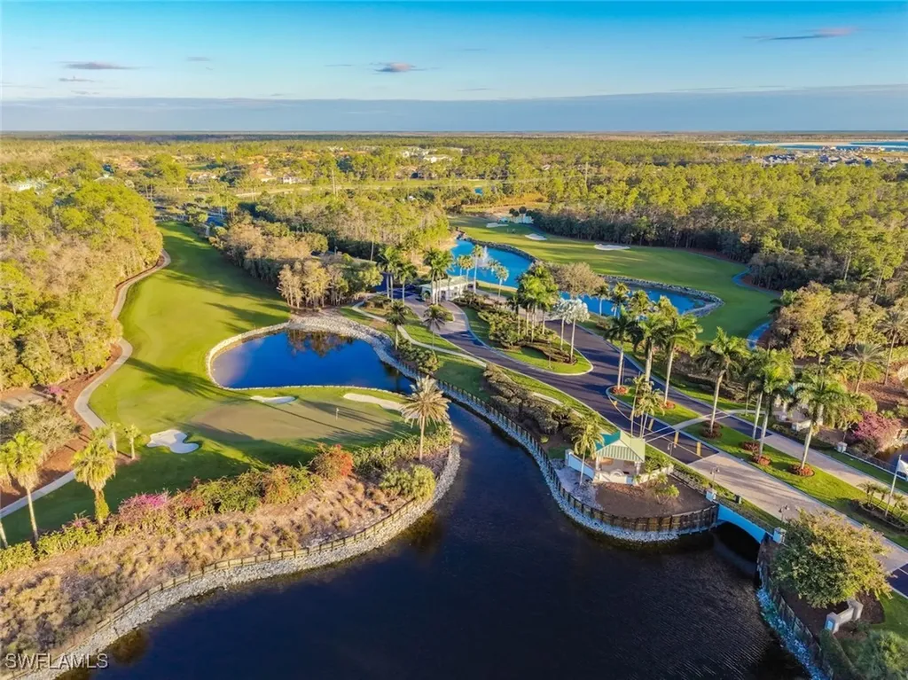 3653 Periwinkle Way Naples FL 34114