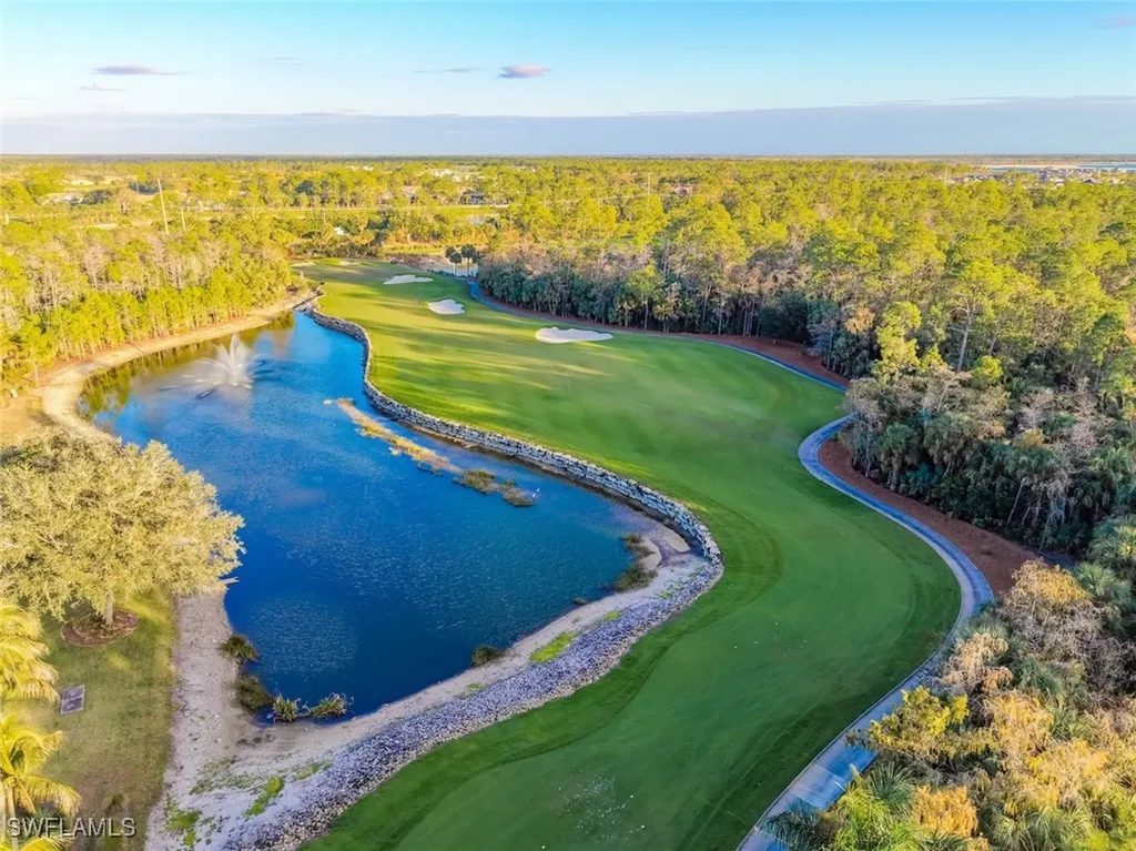 3653 Periwinkle Way Naples FL 34114