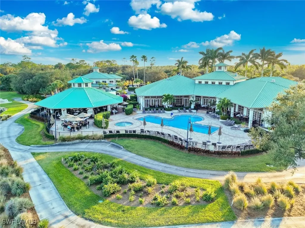 3653 Periwinkle Way Naples FL 34114