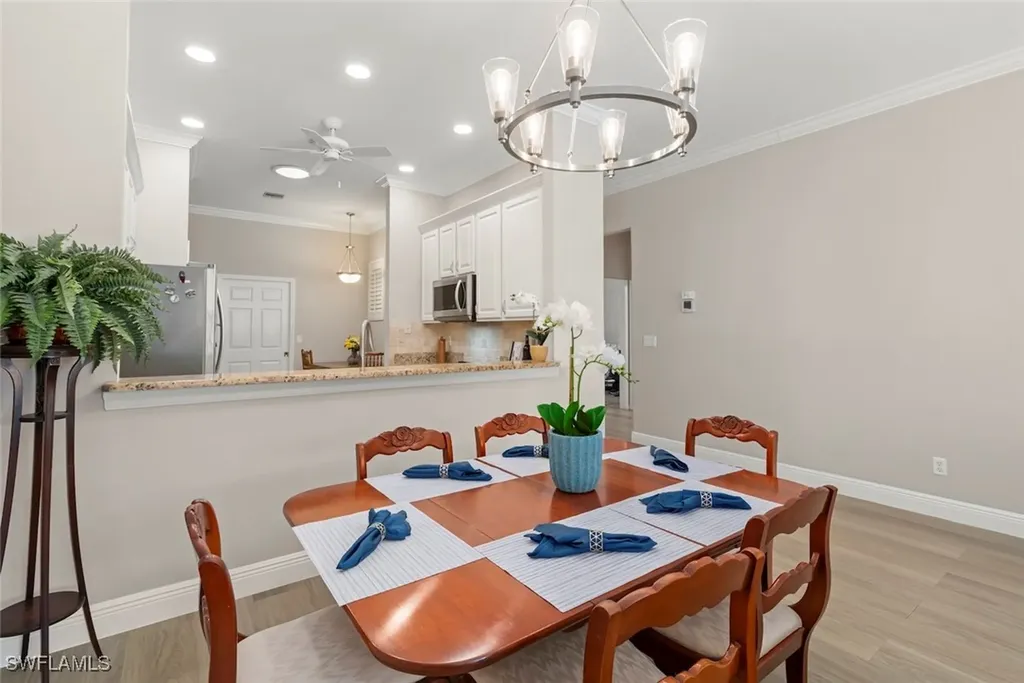 3653 Periwinkle Way Naples FL 34114