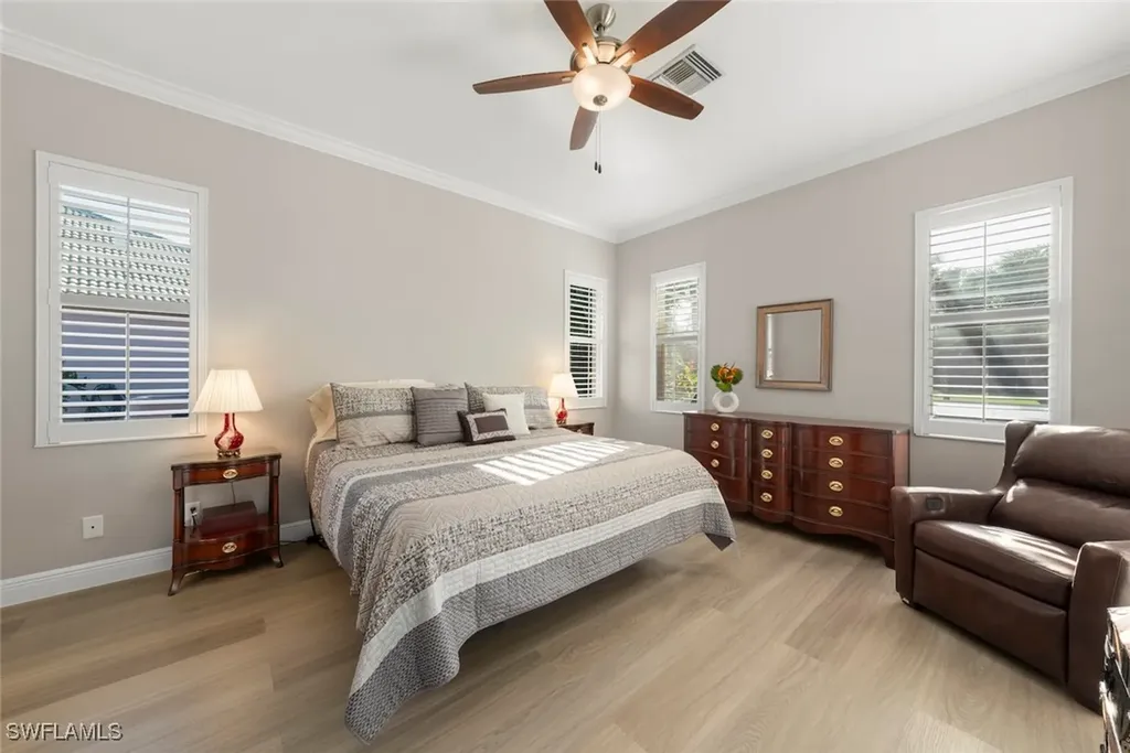 3653 Periwinkle Way Naples FL 34114
