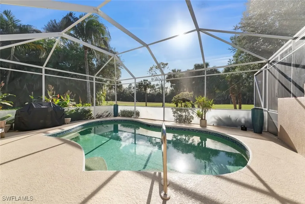 3653 Periwinkle Way Naples FL 34114