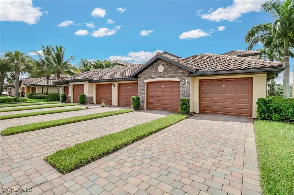 9514 Avellino Way Naples FL 34113