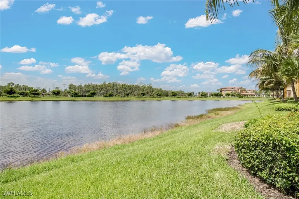 9514 Avellino Way Naples FL 34113