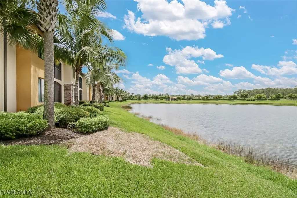 9514 Avellino Way Naples FL 34113