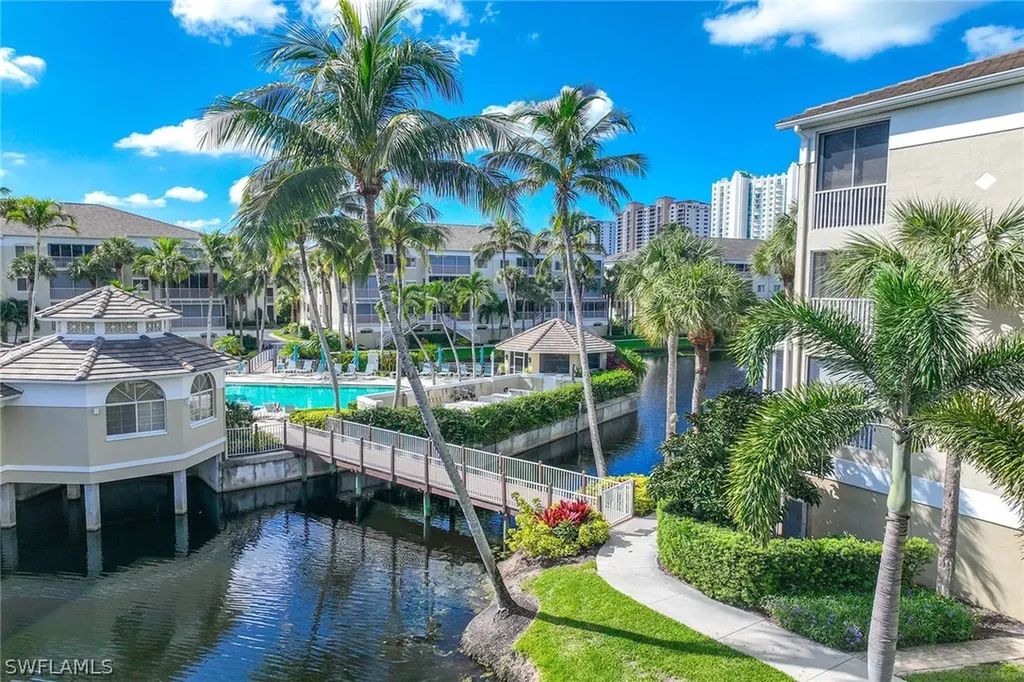 7725 Pebble Creek Circle Naples FL 34108