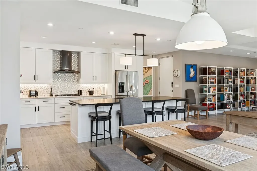 1135 3rd Avenue S Naples FL 34102