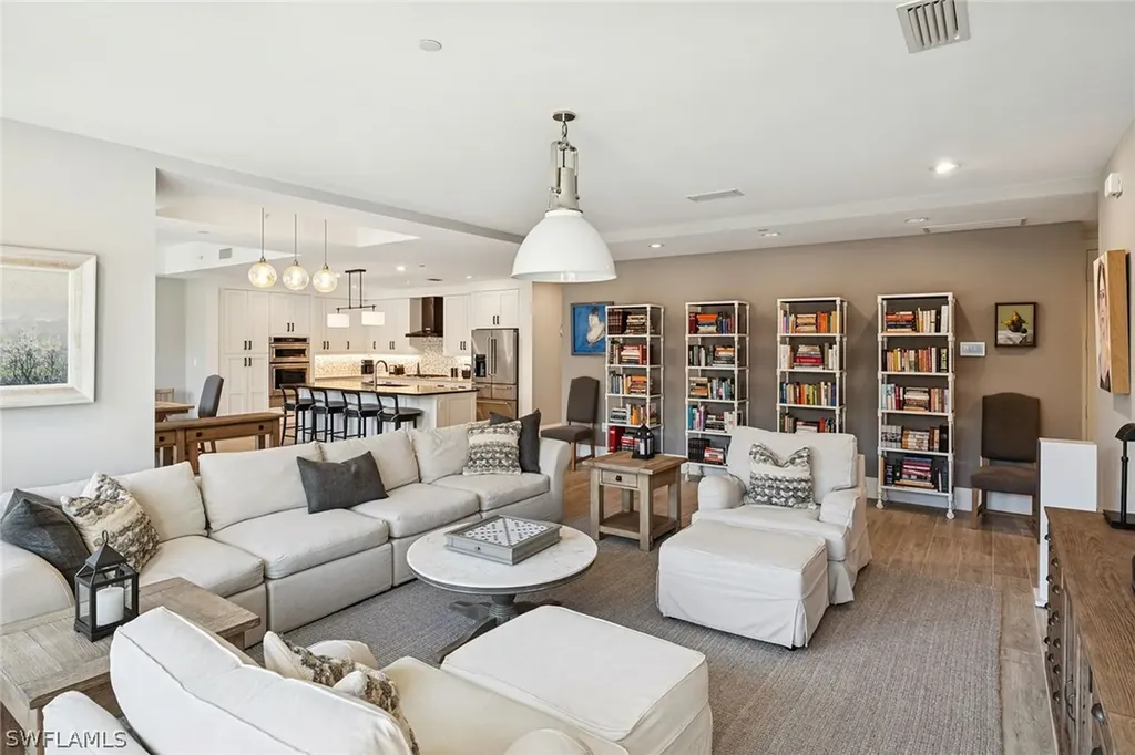 1135 3rd Avenue S Naples FL 34102