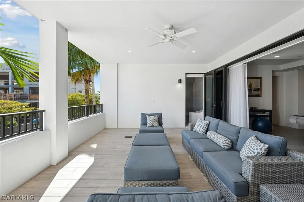 1135 3rd Avenue S Naples FL 34102