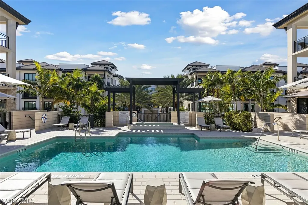 1135 3rd Avenue S Naples FL 34102