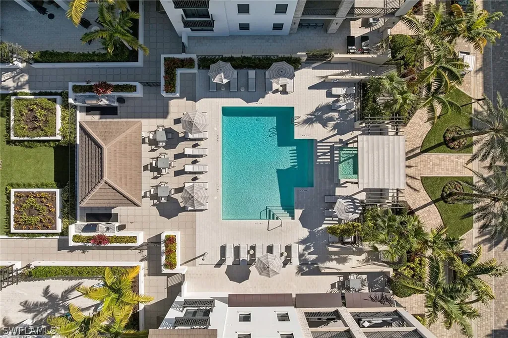 1135 3rd Avenue S Naples FL 34102