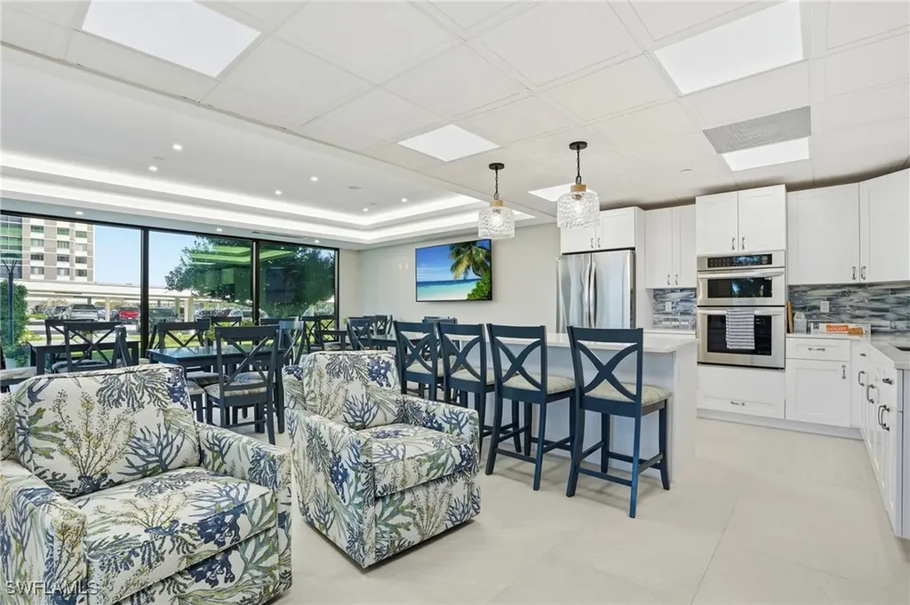 11 Bluebill Avenue Naples FL 34108