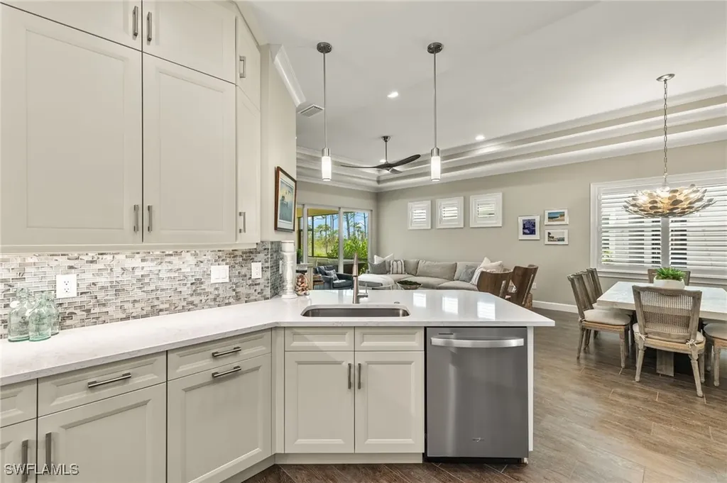 6431 Negril Isle Drive Naples FL 34113