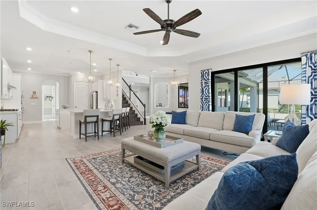 2235 Somerset Place Naples FL 34120